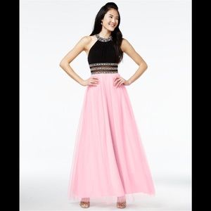 👗Blonde Nites Embellished Open Back Gown